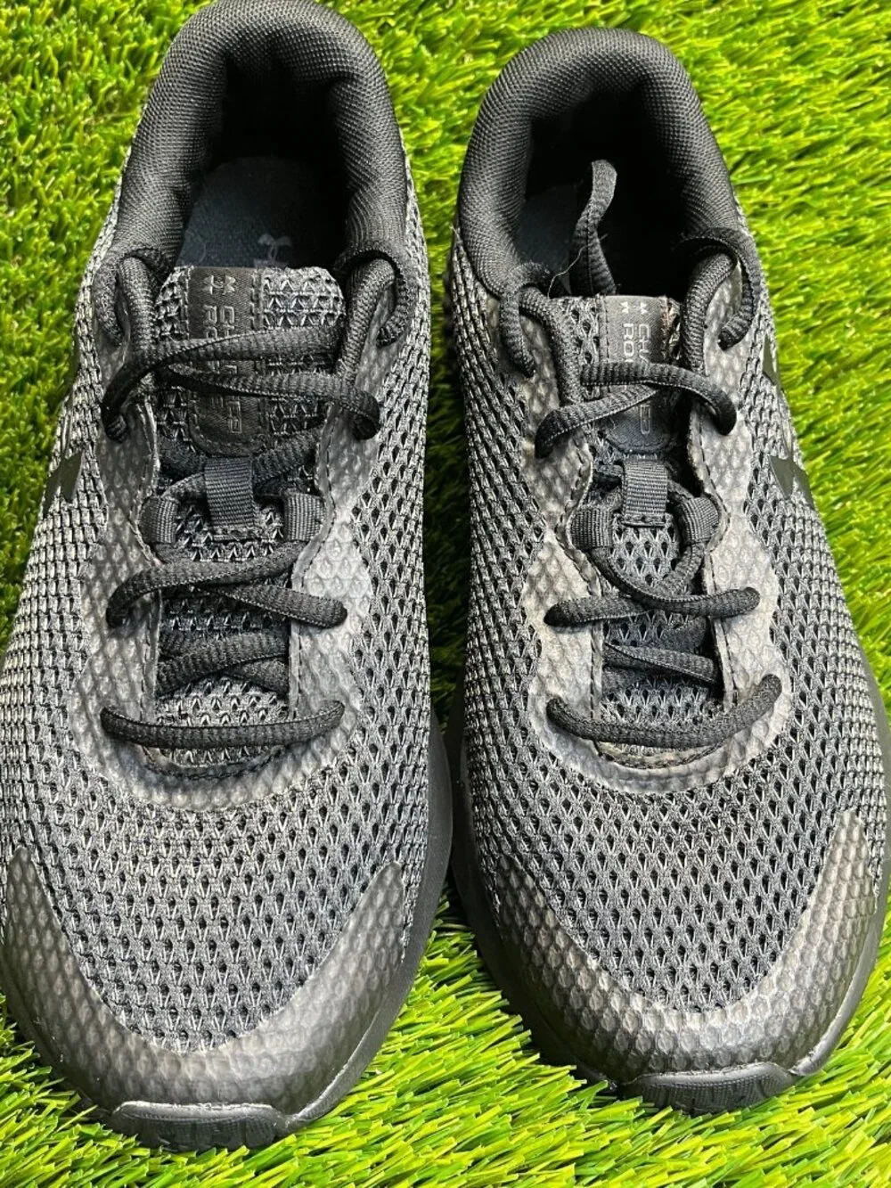 Under Armour Charged Rogue 3 Womens Size 8 Triple Black Running Shoes Sneakers